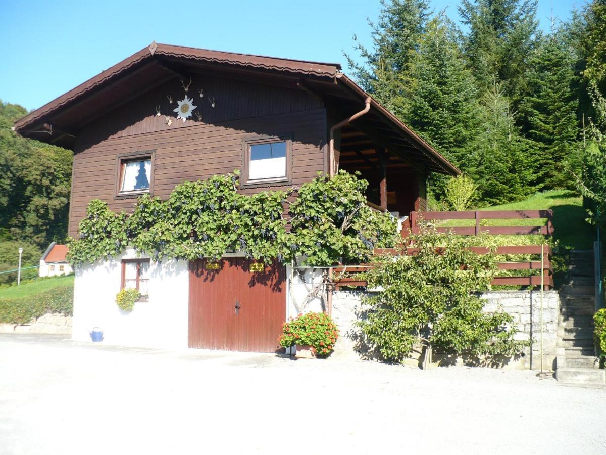 Ferienwohnungen Erntl Leithen Exterior photo